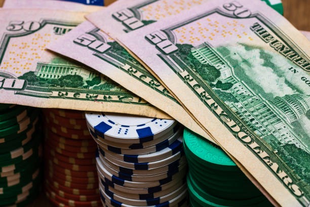 French Roulette live table at mpo99 with professional dealer and multi-camera view